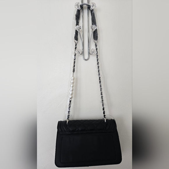 Badgley Mischka Quilted letter Turn lock Crossbody Bomber Pearls Black NWT - Picture 9 of 10